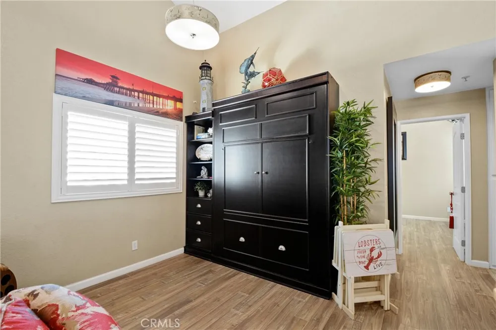 2000 Pacific Coast HWY APT 308 Huntington Beach, CA 92648