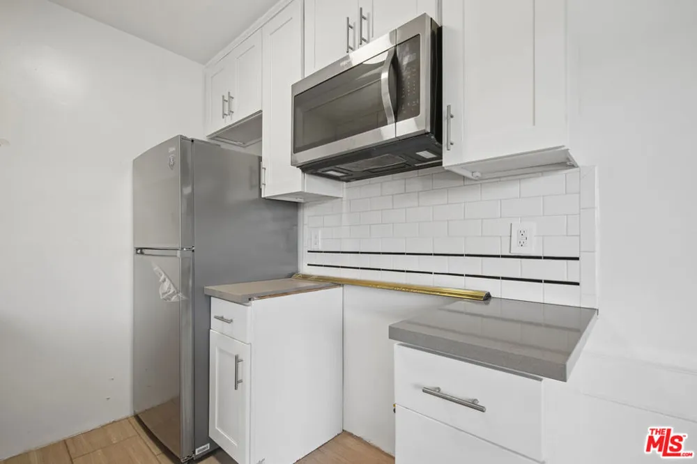 1220 Ogden Drive #11 West Hollywood, CA 90046