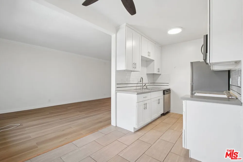 1220 Ogden Drive #11 West Hollywood, CA 90046