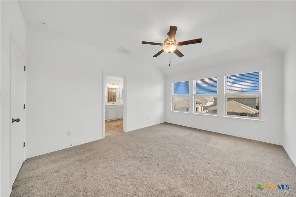 2050 Egret Avenue New Braunfels, TX 78132