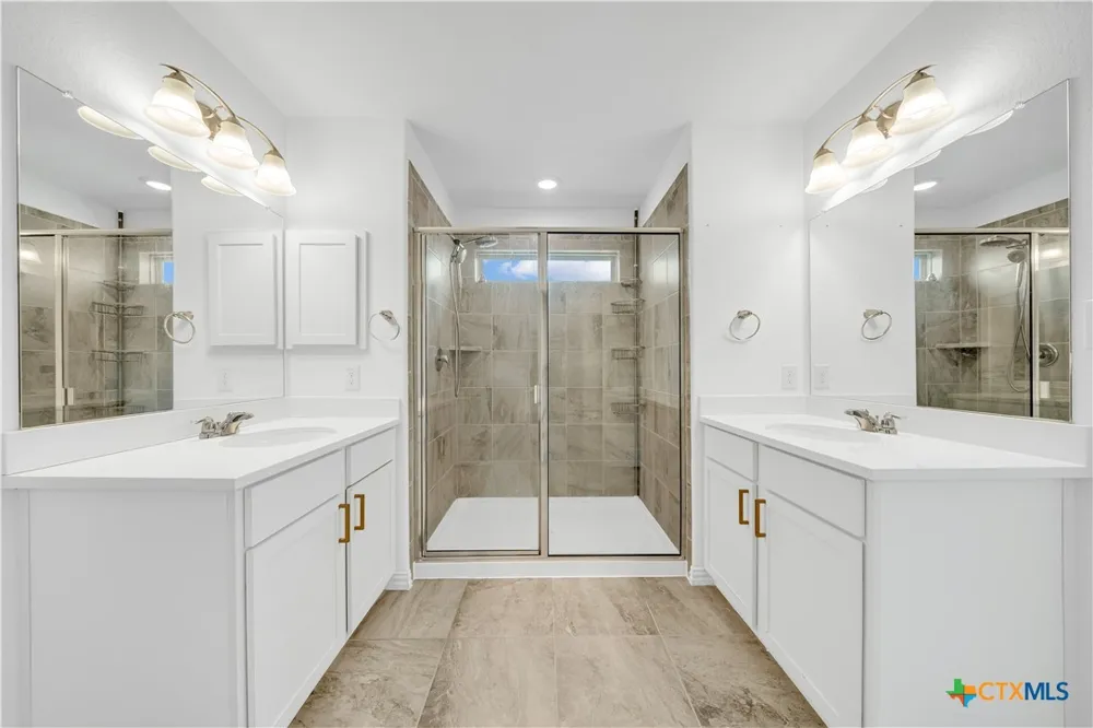 2050 Egret Avenue New Braunfels, TX 78132