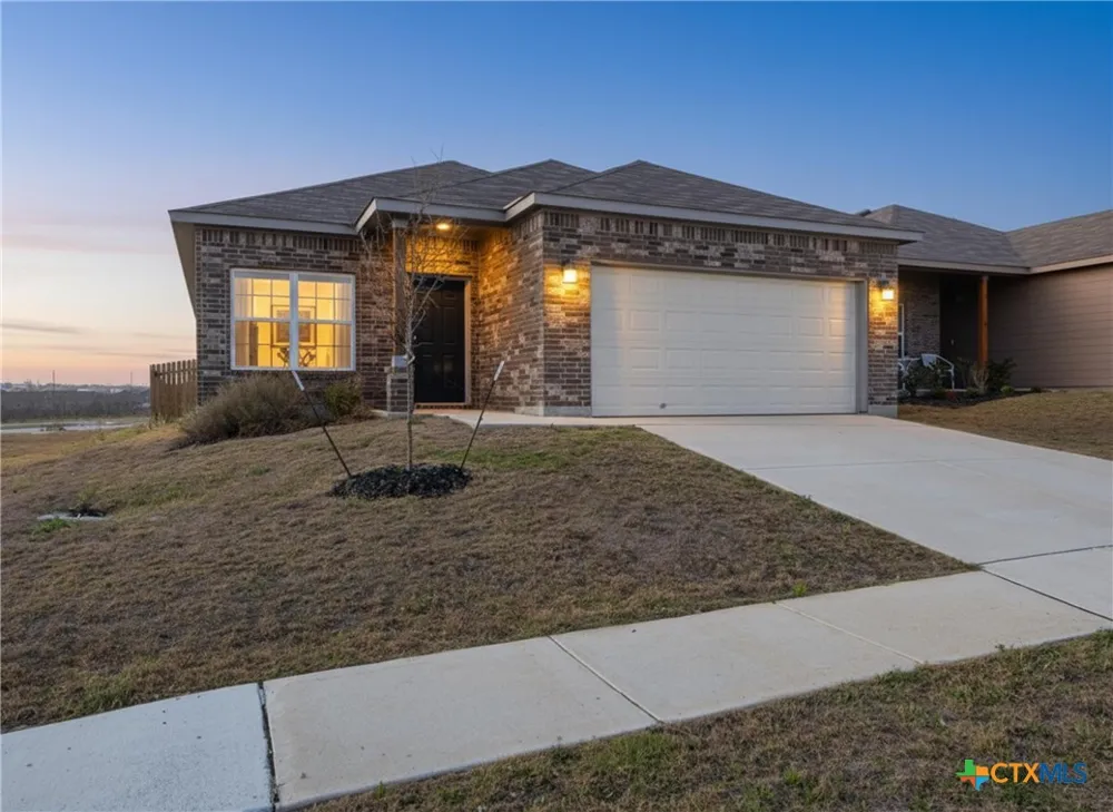 292 Legacy Circle New Braunfels, TX 78130