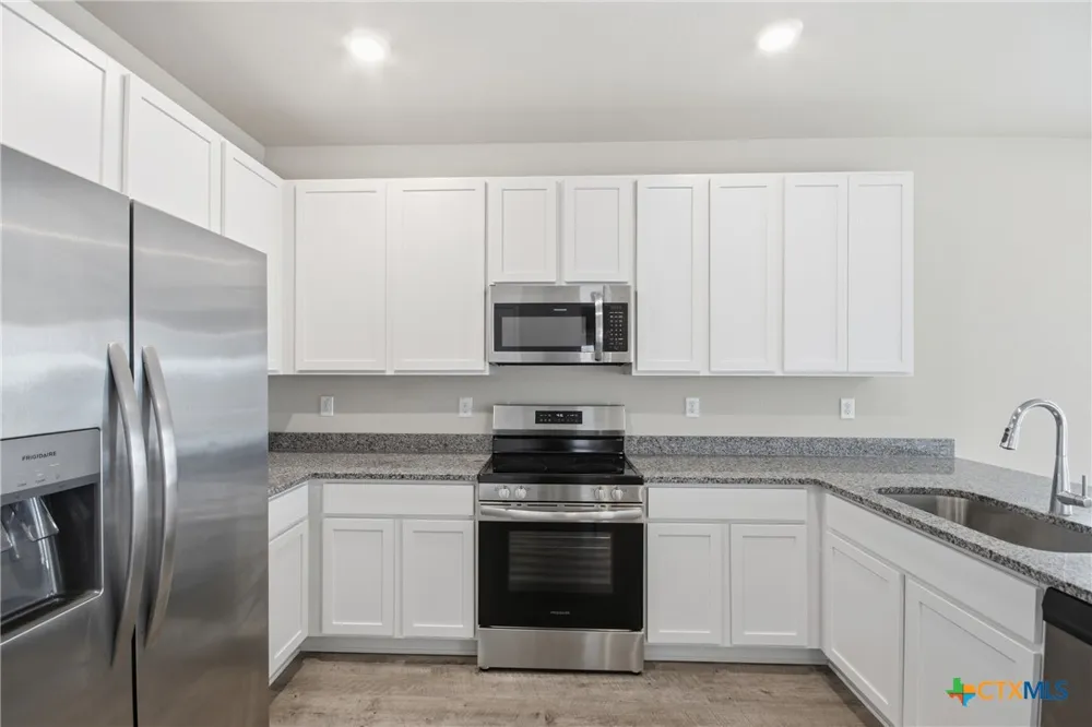292 Legacy Circle New Braunfels, TX 78130