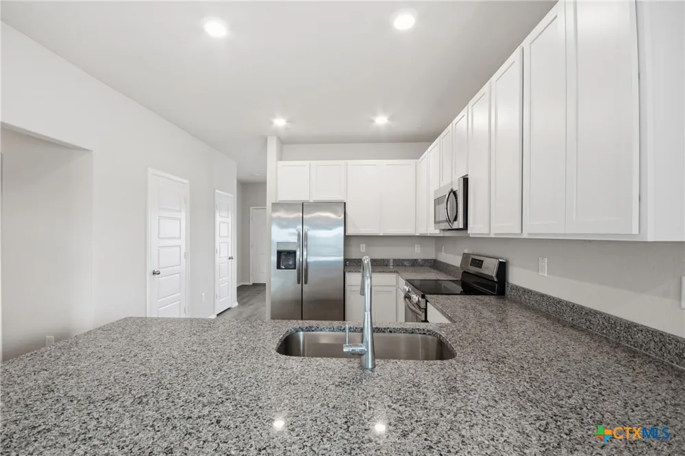 292 Legacy Circle New Braunfels, TX 78130