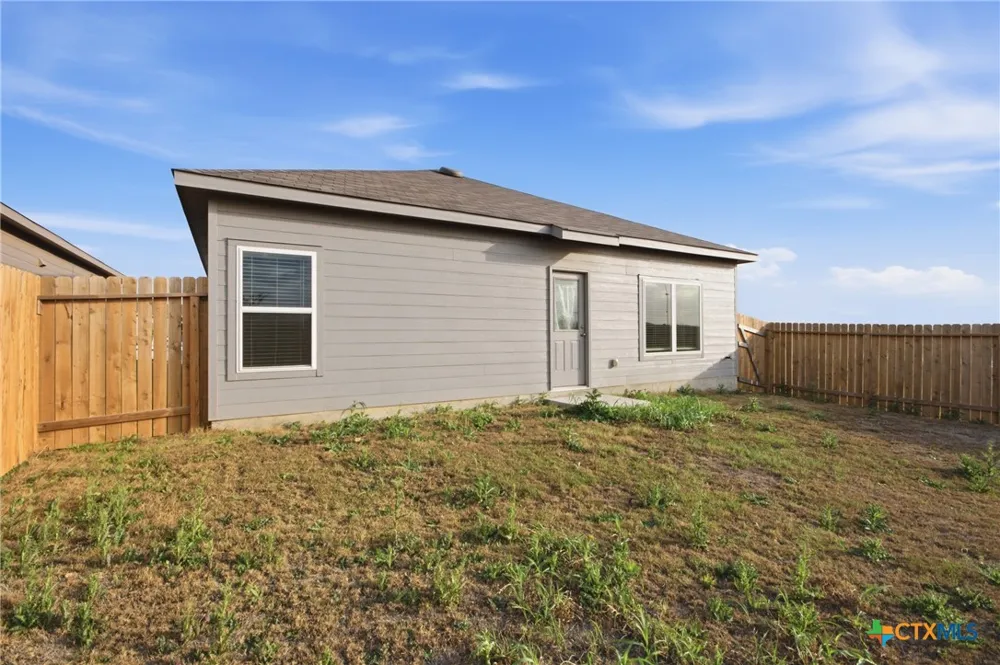 292 Legacy Circle New Braunfels, TX 78130