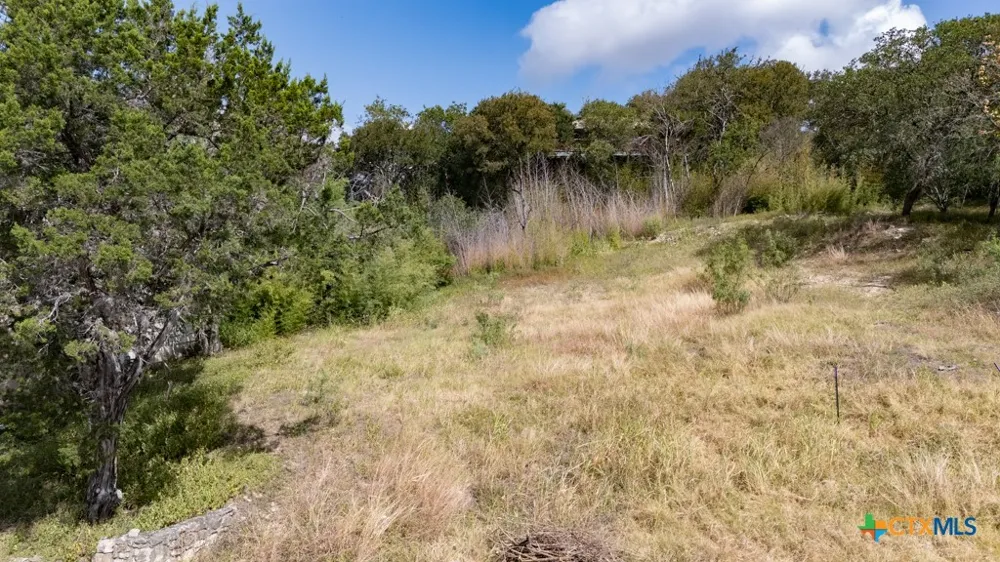 1104 Advance Street San Marcos, TX 78666