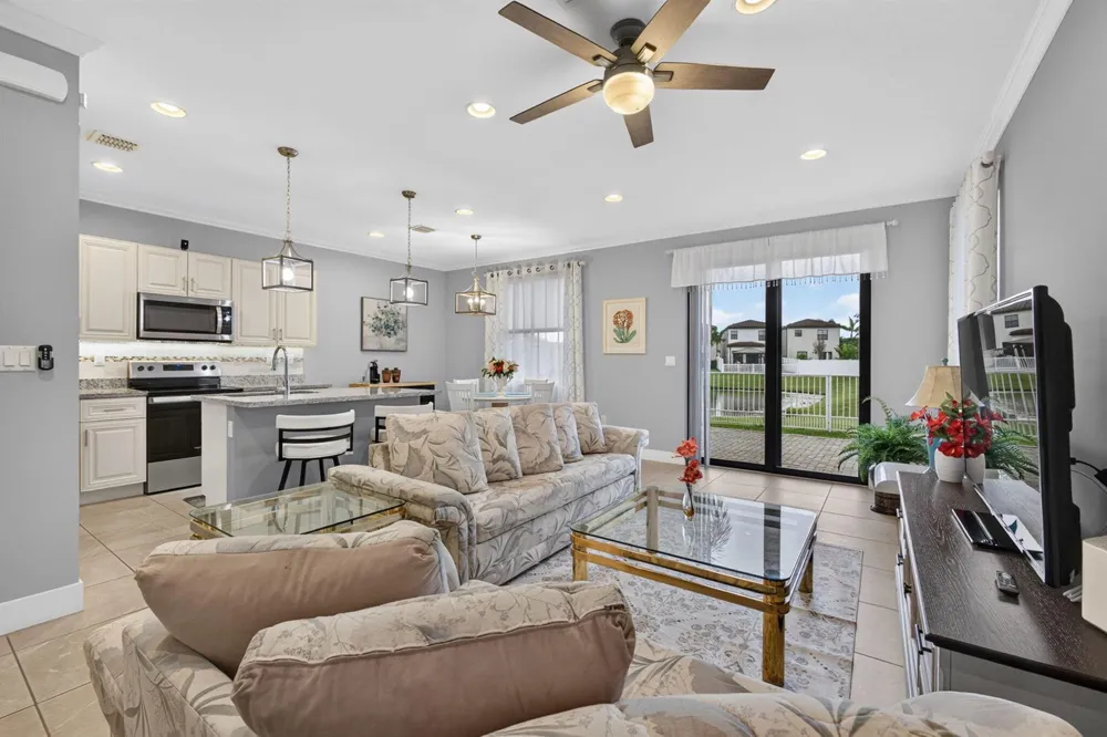 3002 Butternut Lane Riviera Beach, FL 33410