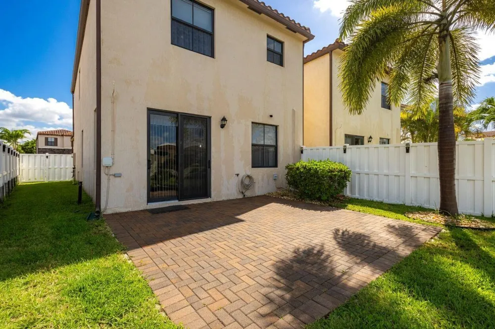3002 Butternut Lane Riviera Beach, FL 33410
