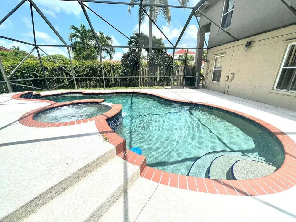 3123 Sunset Circle Margate, FL 33063