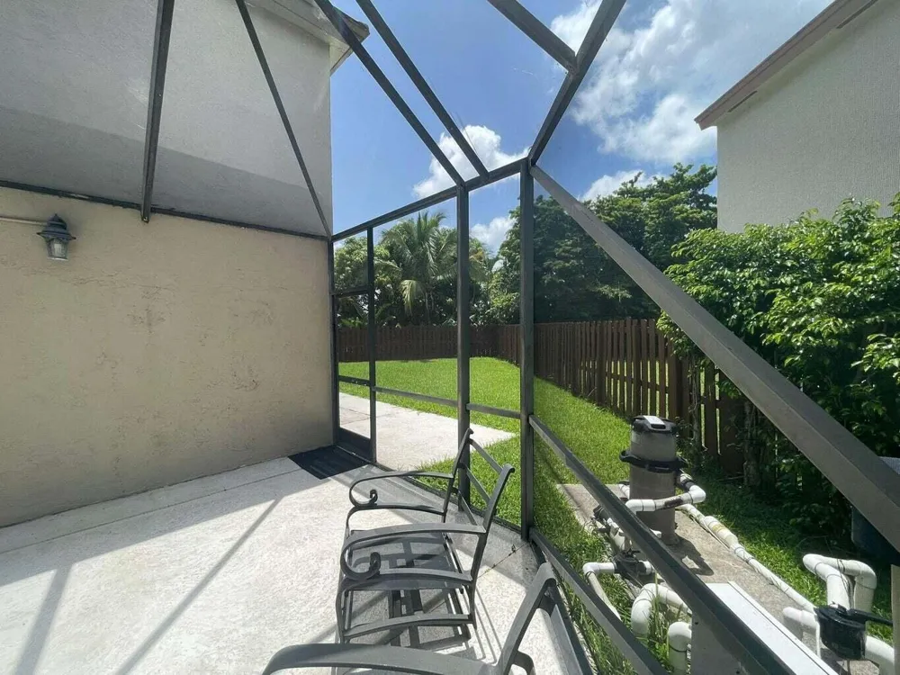 3123 Sunset Circle Margate, FL 33063