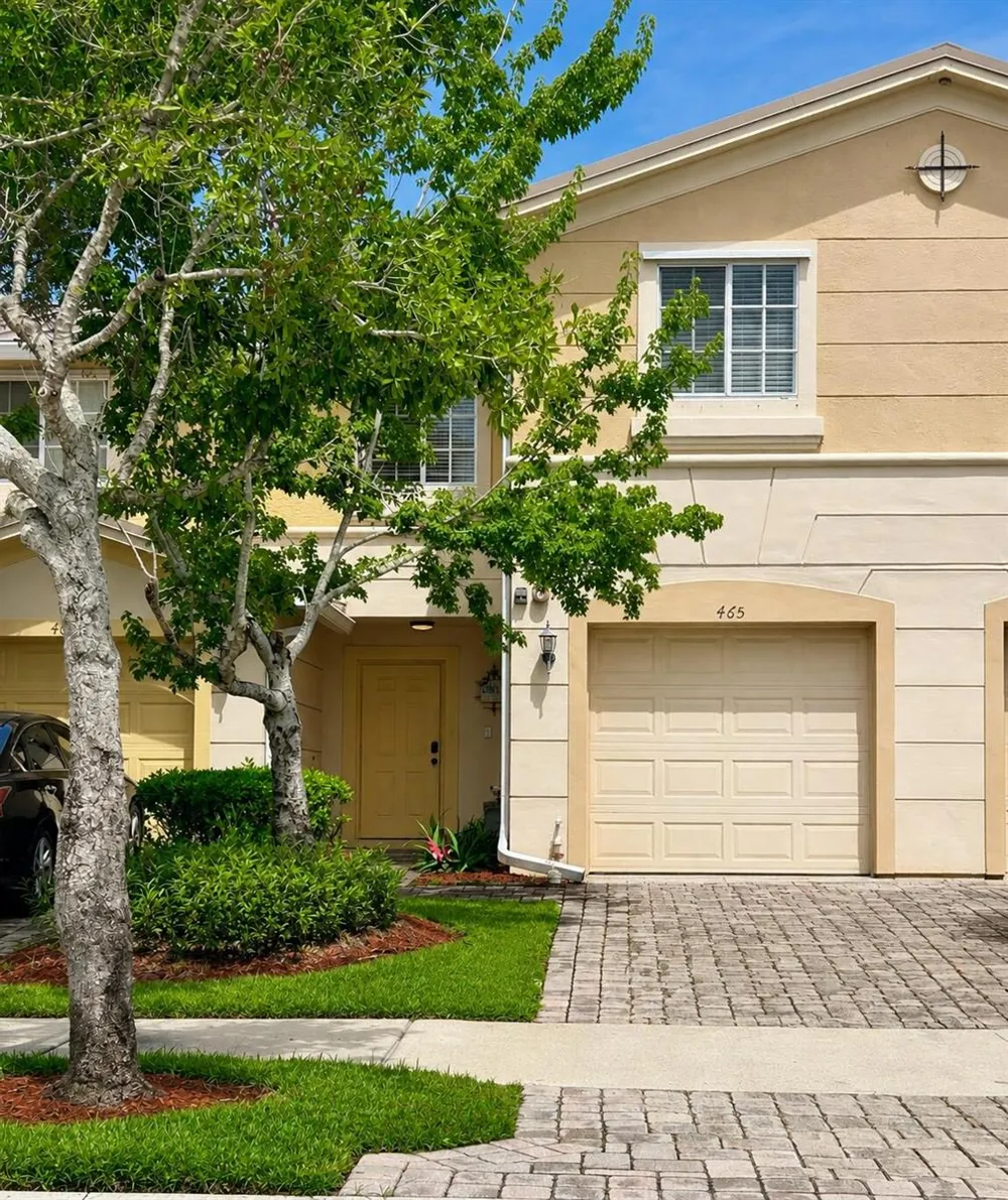 465 SE Bloxham Way SE Stuart, FL 34997