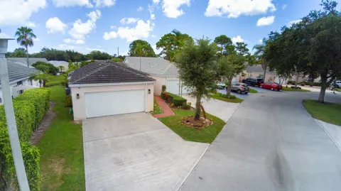 1066 Island Manor Drive