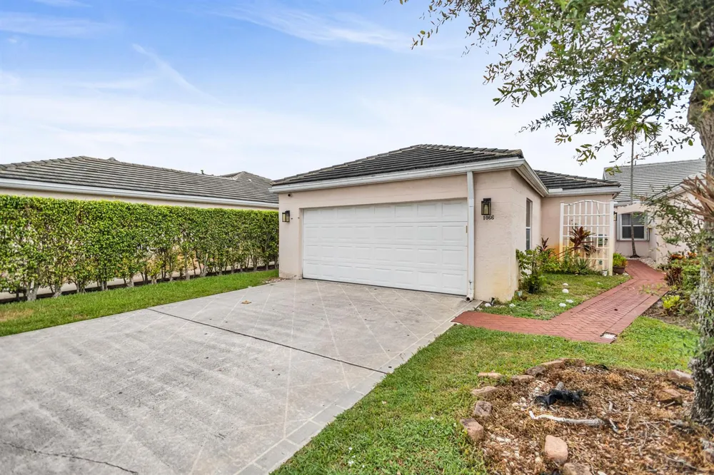 1066 Island Manor Drive 