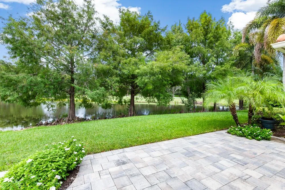 724 SW PEBBLE LANE Palm City, FL 34990