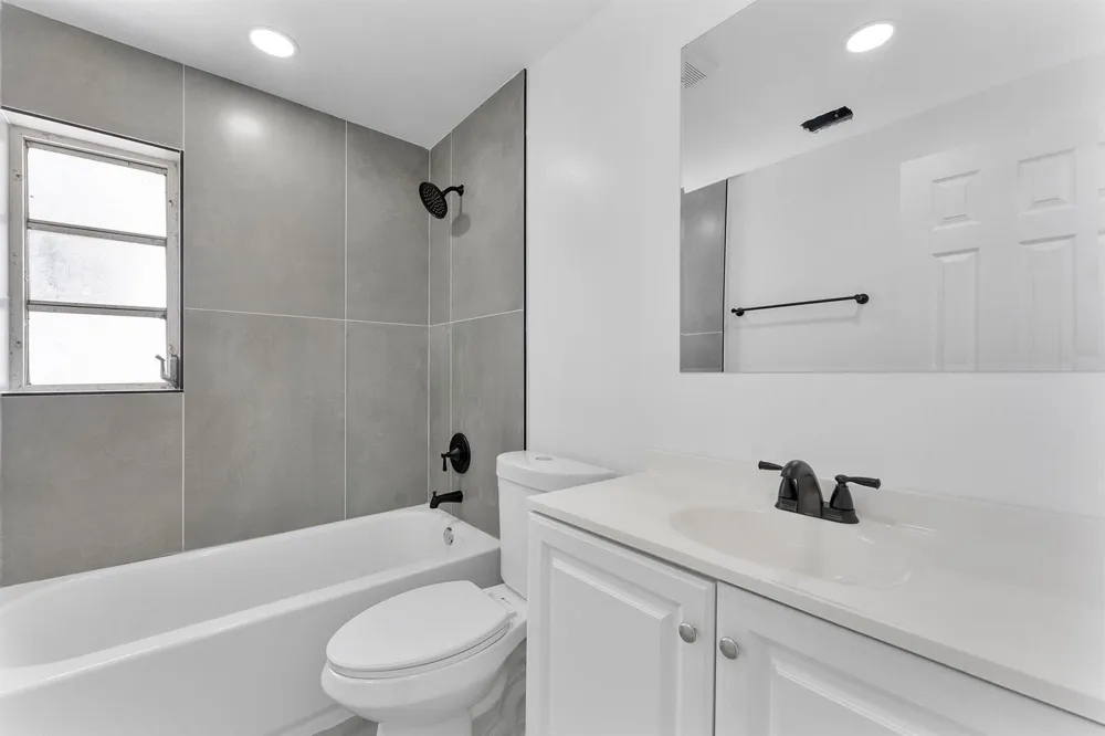 354 NW 4th Place Deerfield Beach, FL 33441