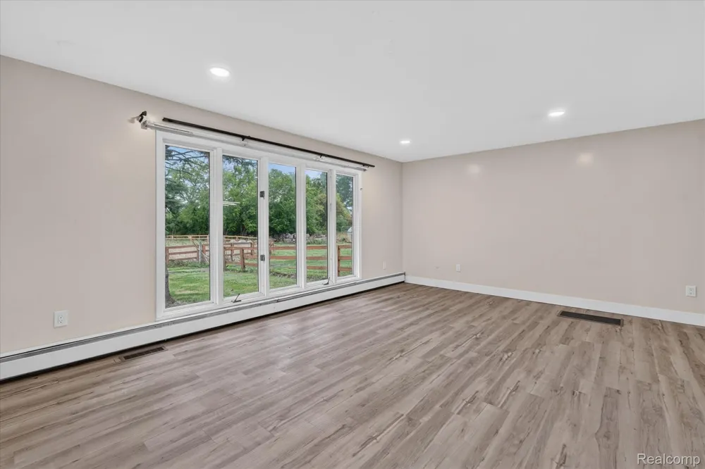 7220 Jennings Road Mundy Township, MI 48473
