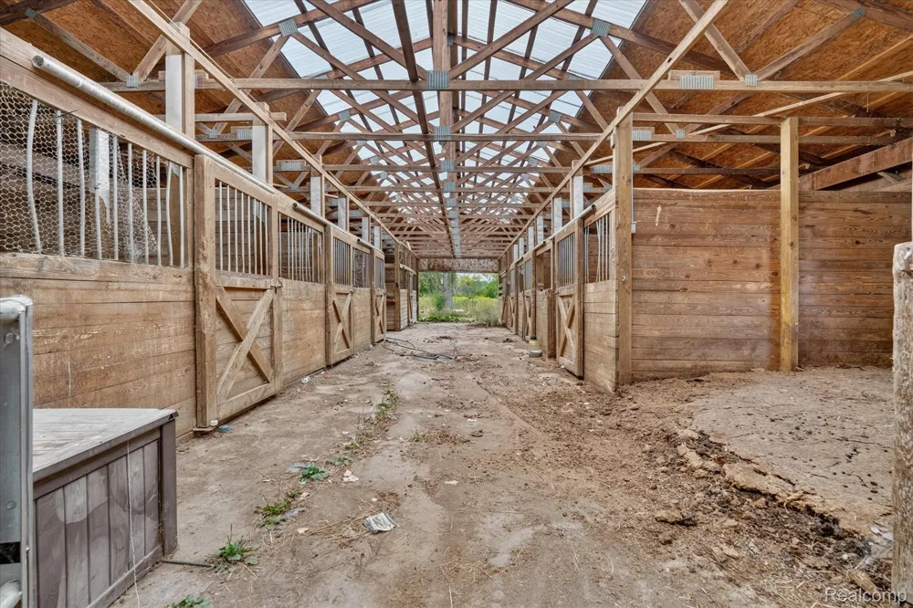 7220 Jennings Road Mundy Township, MI 48473