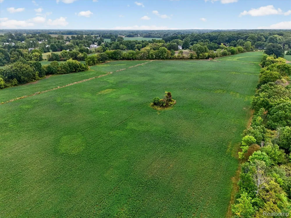 7220 Jennings Road Mundy Township, MI 48473