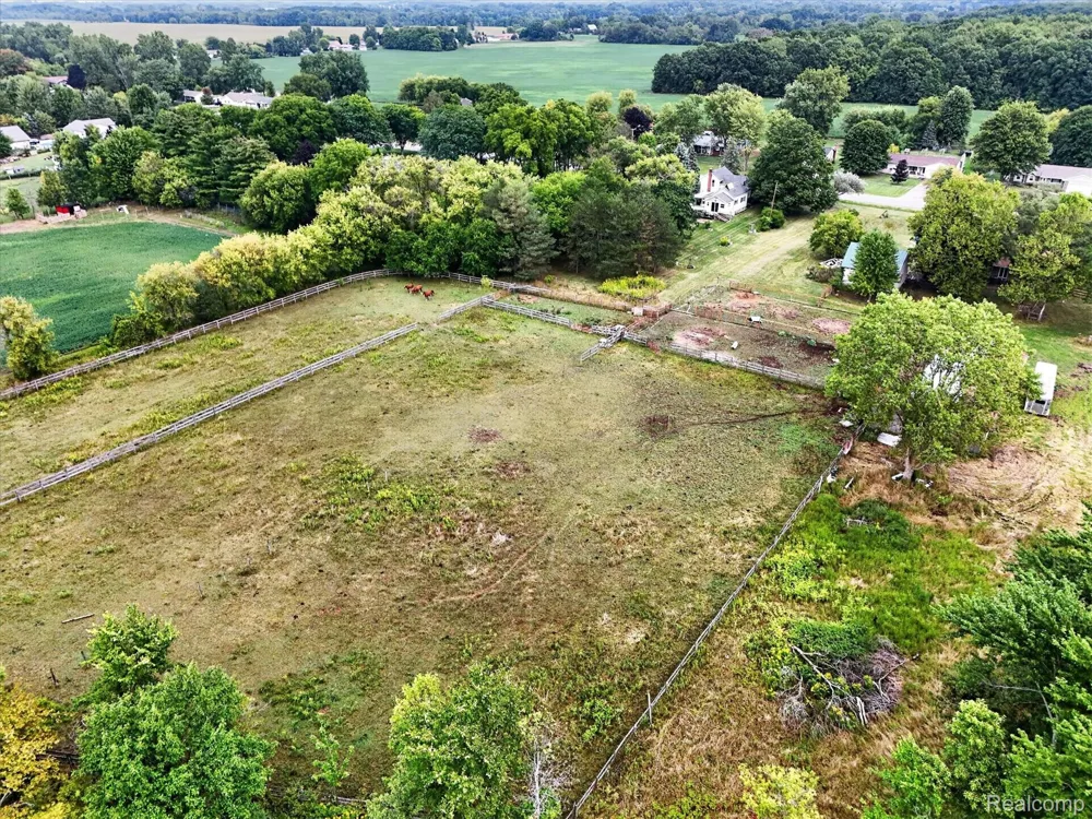 7220 Jennings Road Mundy Township, MI 48473