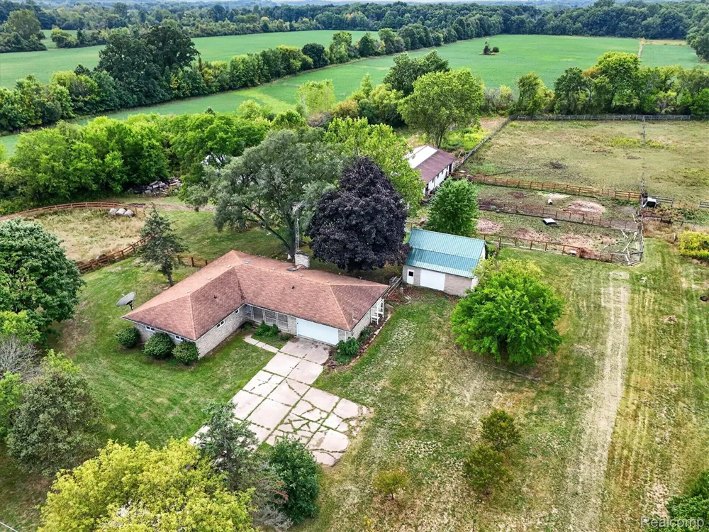 7220 Jennings Road Mundy Township, MI 48473