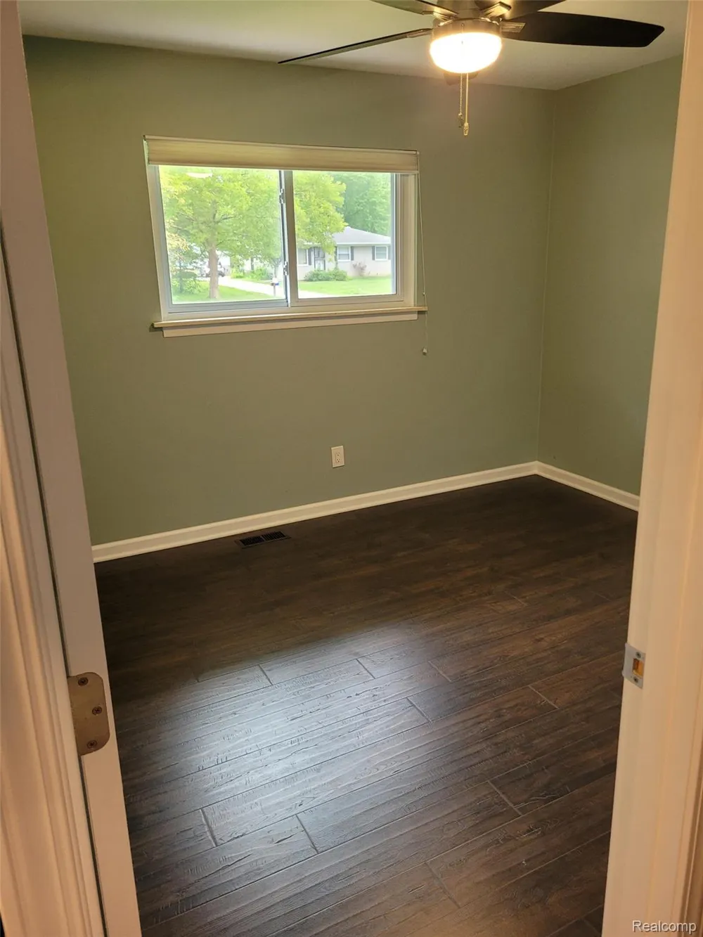 48188 Forbes Drive New Baltimore City, MI 48047