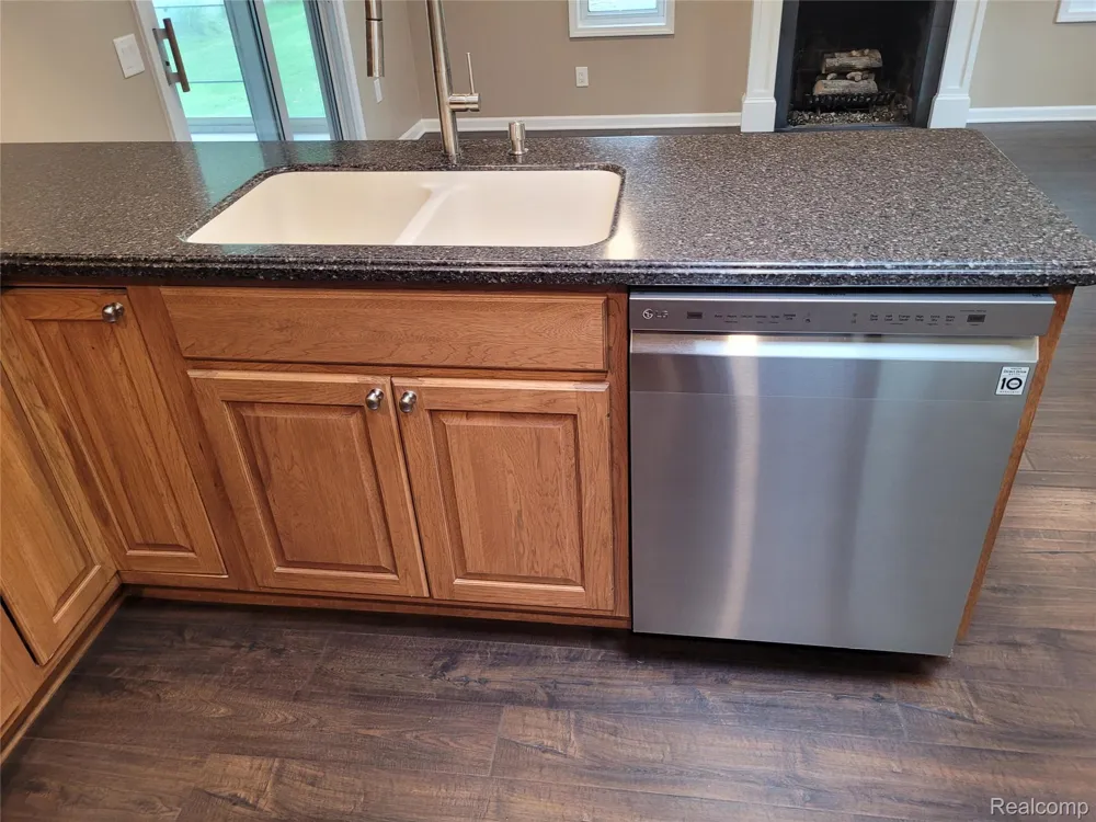 48188 Forbes Drive New Baltimore City, MI 48047