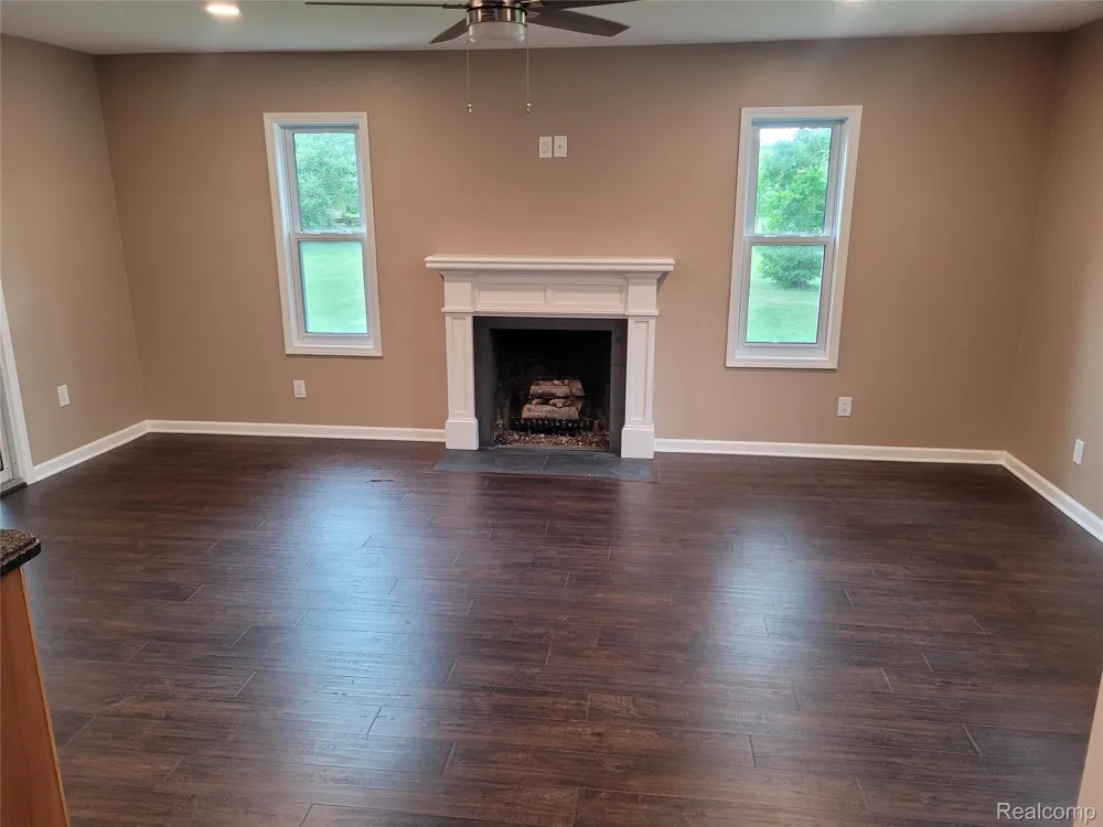 48188 Forbes Drive New Baltimore City, MI 48047