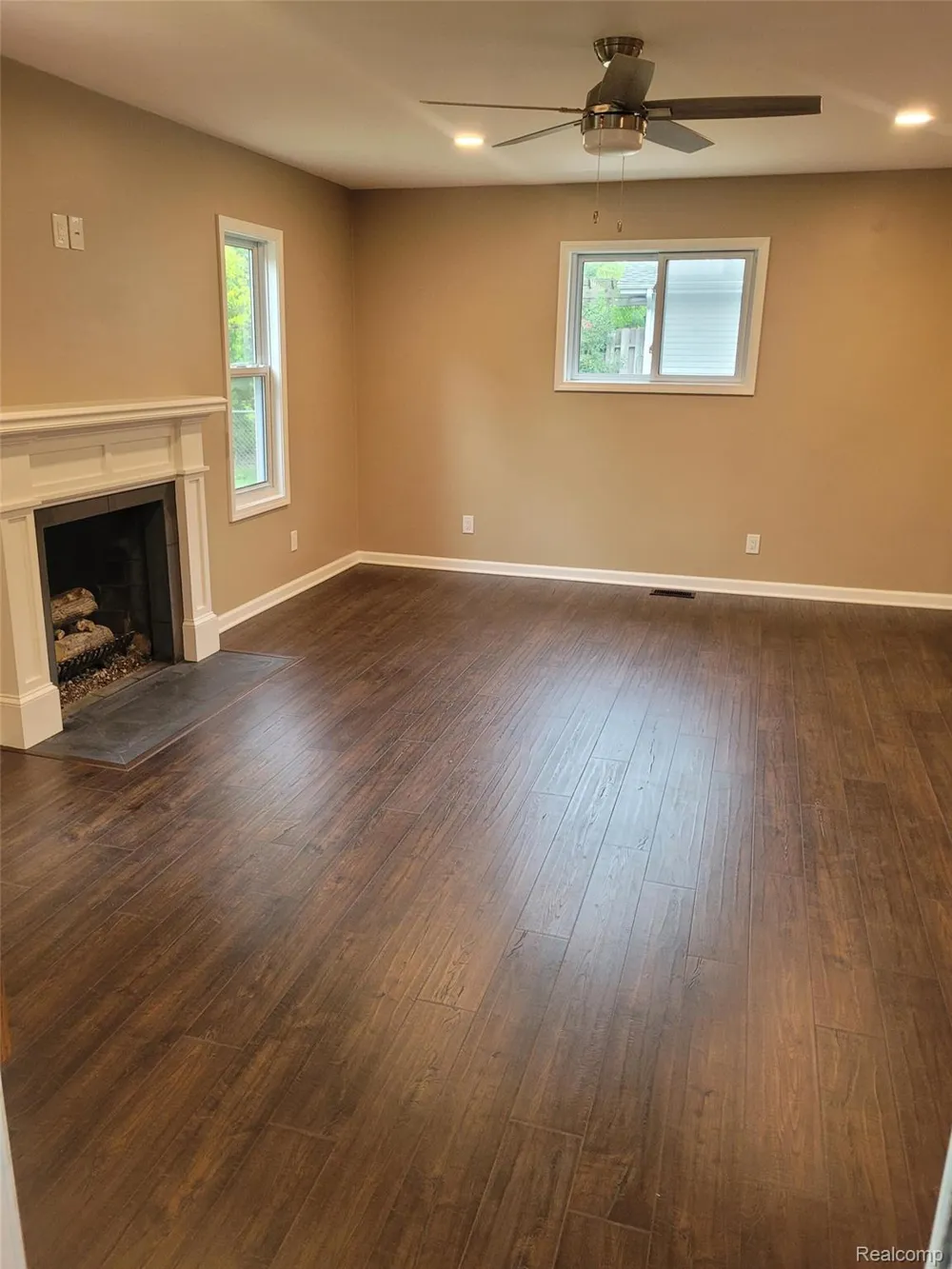 48188 Forbes Drive New Baltimore City, MI 48047
