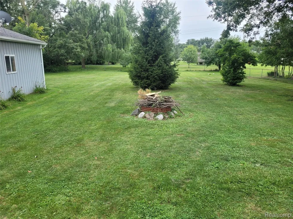 48188 Forbes Drive New Baltimore City, MI 48047