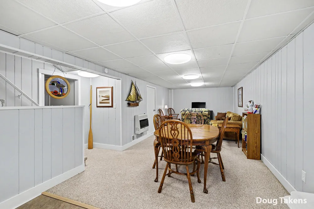 538 108th Street Leighton Township, MI 49316