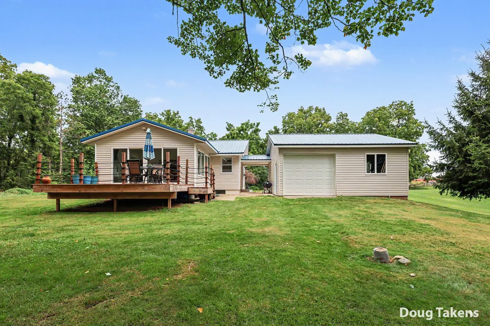 538 108th Street Leighton Township, MI 49316