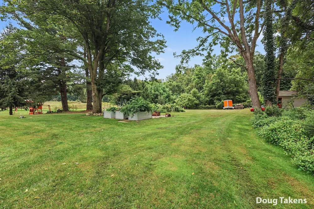 538 108th Street Leighton Township, MI 49316