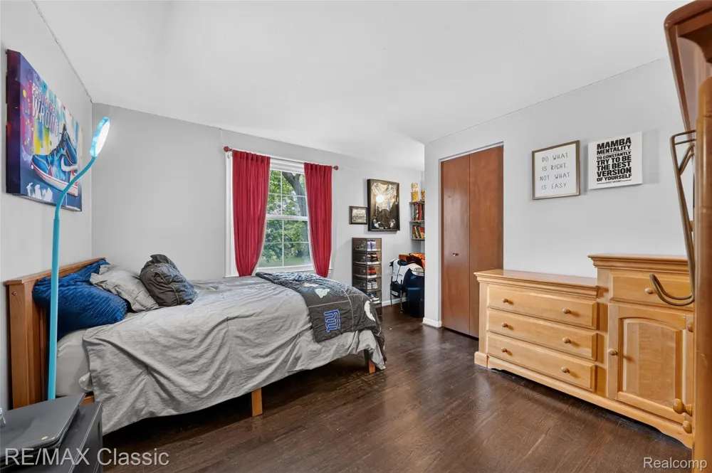 6638 Woodbank Drive Bloomfield Hills City, MI 48301
