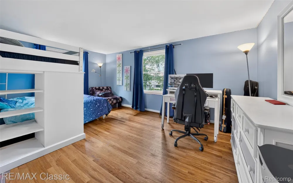 6638 Woodbank Drive Bloomfield Hills City, MI 48301