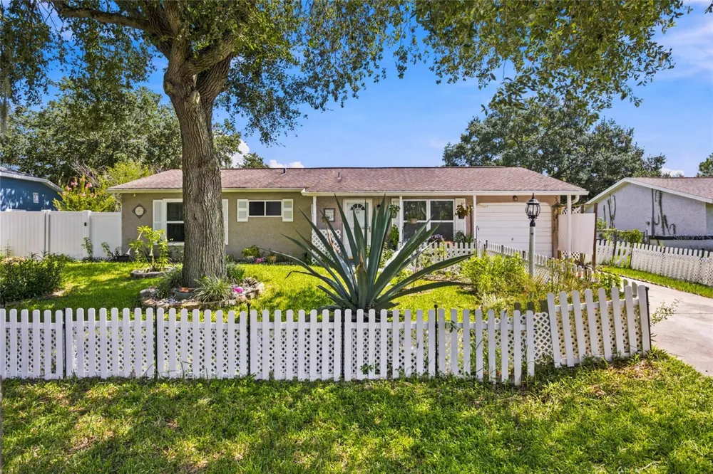 35 HICKORY TRACK WAY ocala, FL 34472