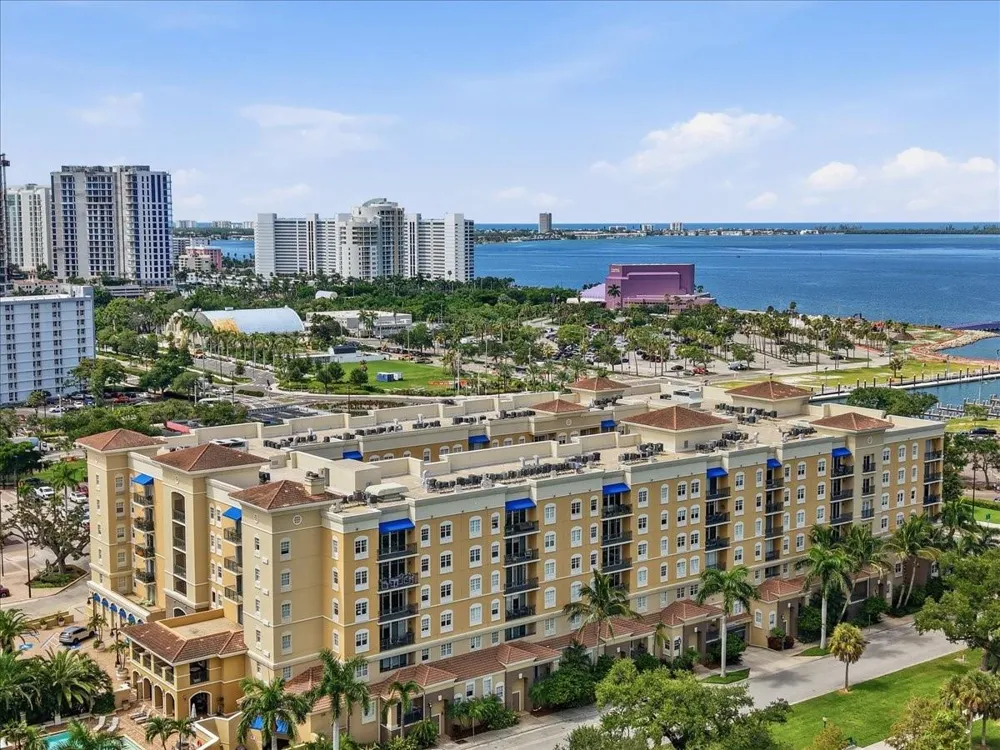 1064 TAMIAMI TRAIL #1206 Sarasota, FL 34236