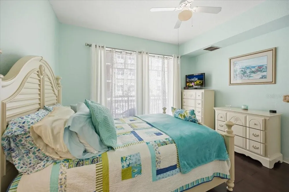 1064 TAMIAMI TRAIL #1206 Sarasota, FL 34236