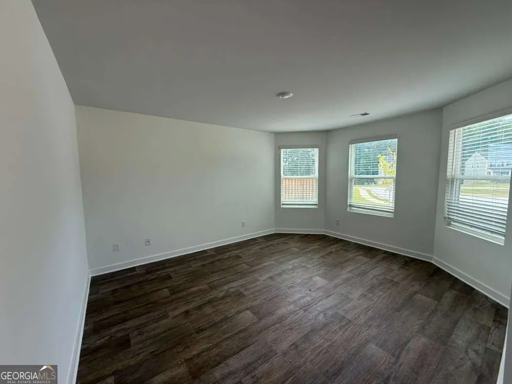 1104 Laflor WAY McDonough, GA 30253