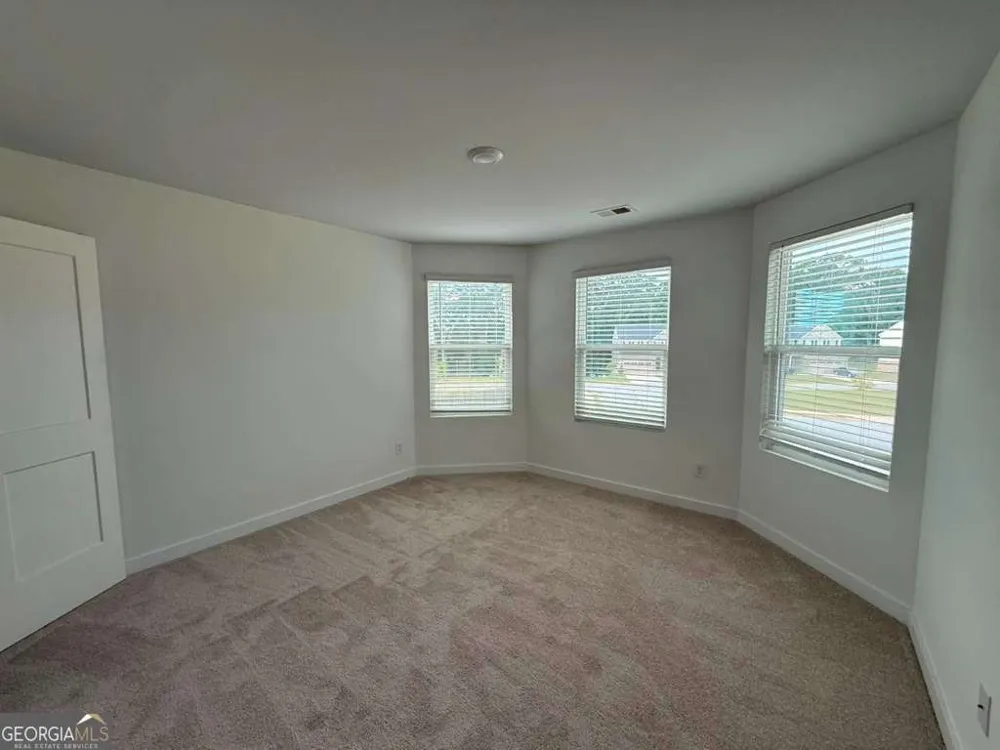 1104 Laflor WAY McDonough, GA 30253