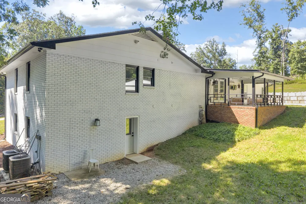 263 Pressley RD Eastanollee, GA 30538