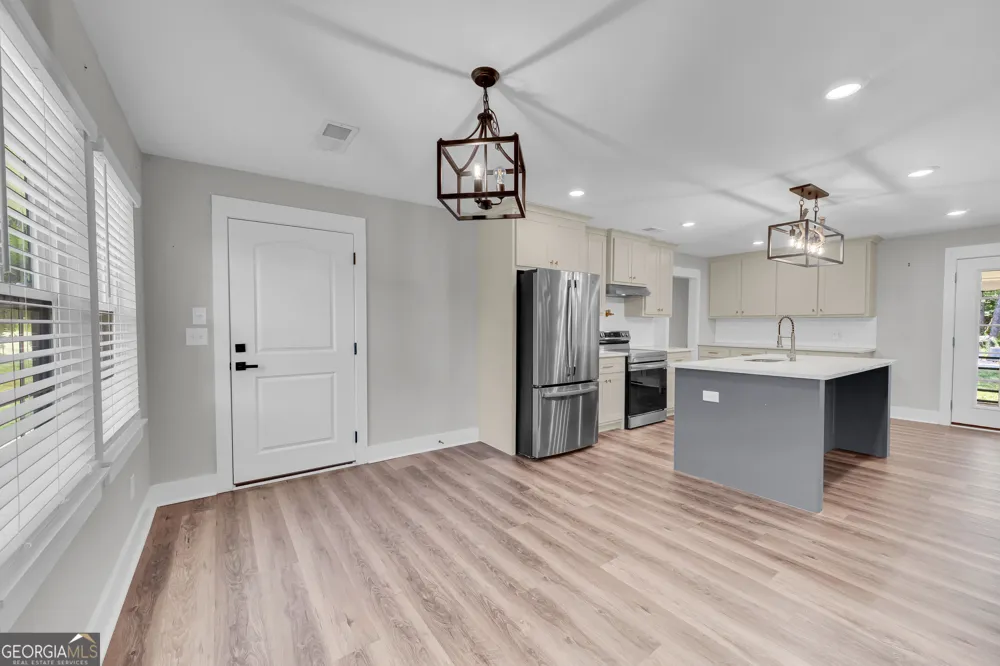 263 Pressley RD Eastanollee, GA 30538