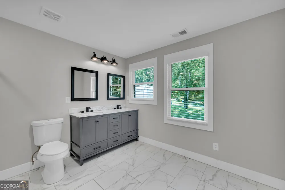 263 Pressley RD Eastanollee, GA 30538