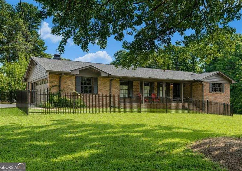 381 Chicopee DR NE Marietta, GA 30060