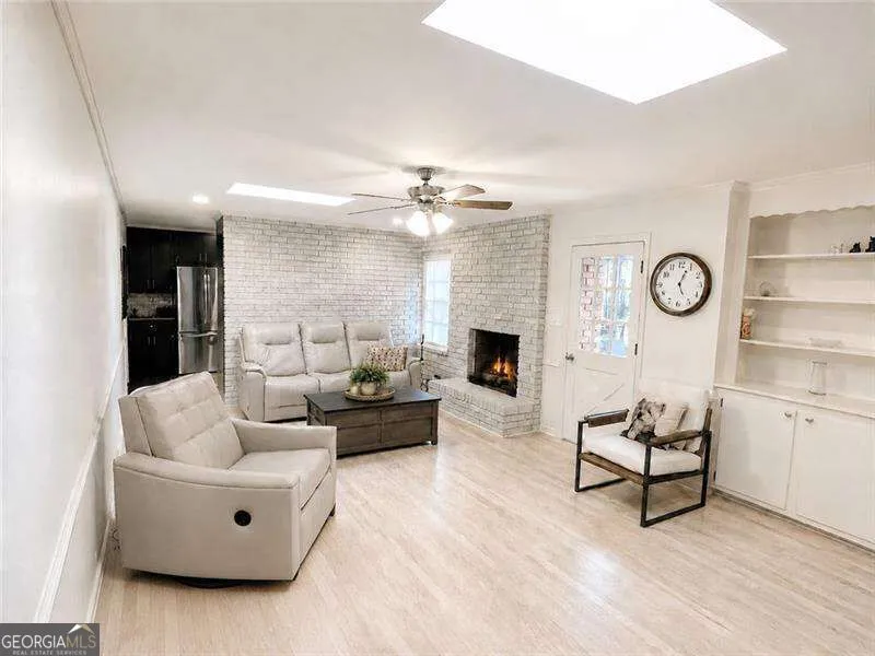 381 Chicopee DR NE Marietta, GA 30060