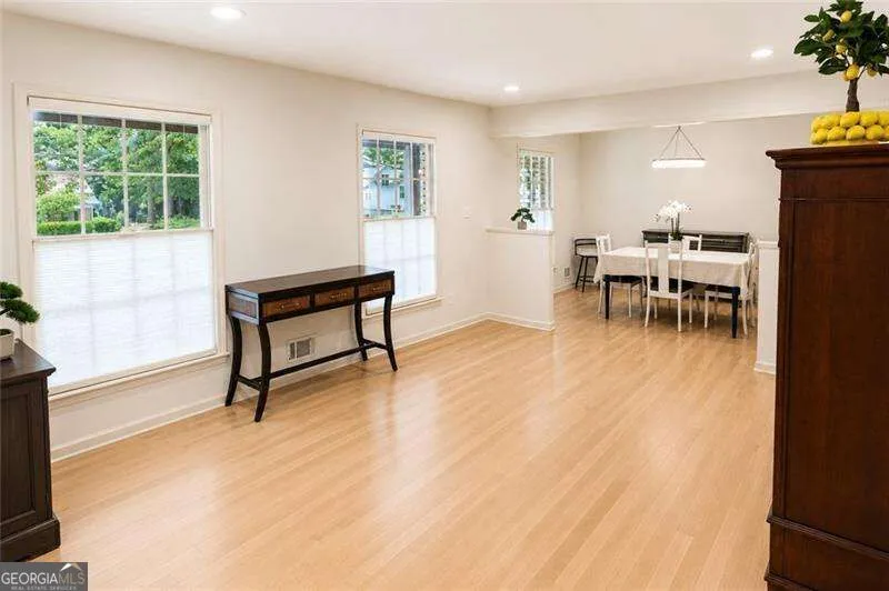 381 Chicopee DR NE Marietta, GA 30060
