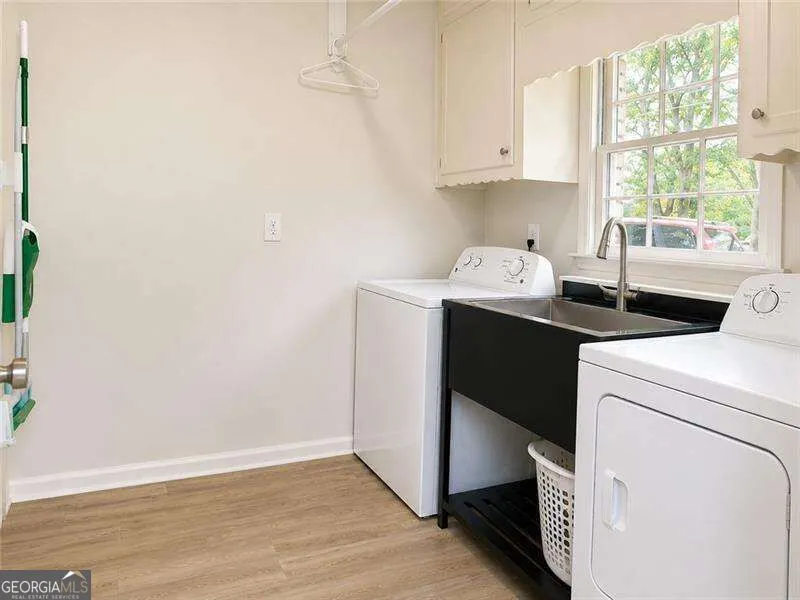 381 Chicopee DR NE Marietta, GA 30060
