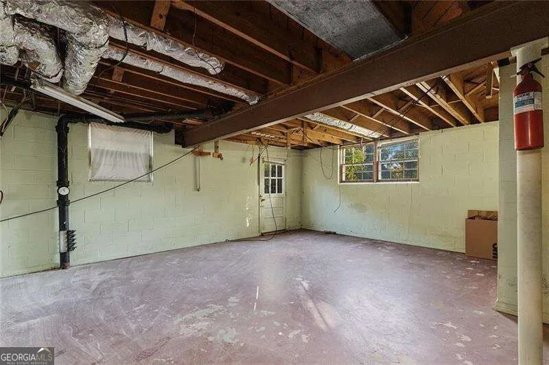 381 Chicopee DR NE Marietta, GA 30060