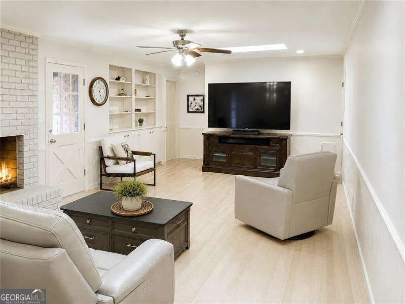 381 Chicopee DR NE Marietta, GA 30060