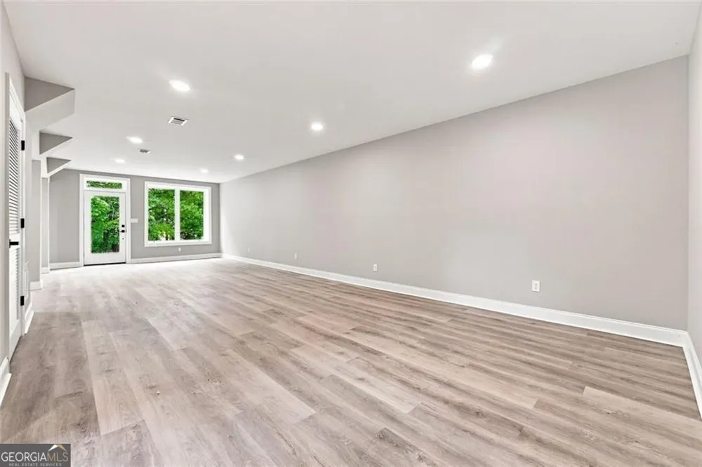 4819 Batiste LN Acworth, GA 30101