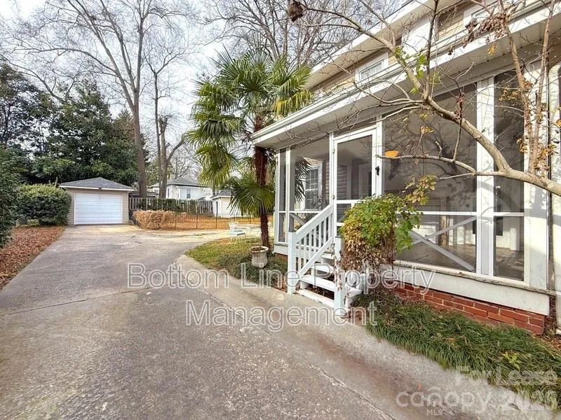 613 S York Street Gastonia, NC 28052